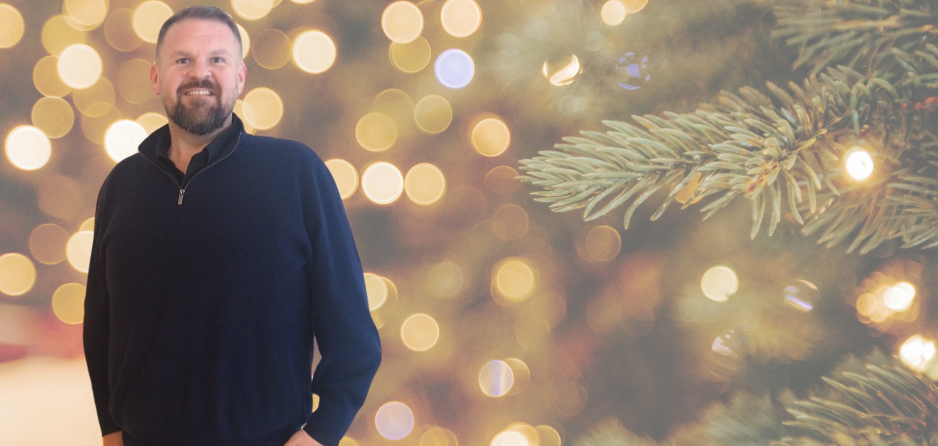 Hellbeige Elegant und Einfach Bloggerin Persönliche Website - 1