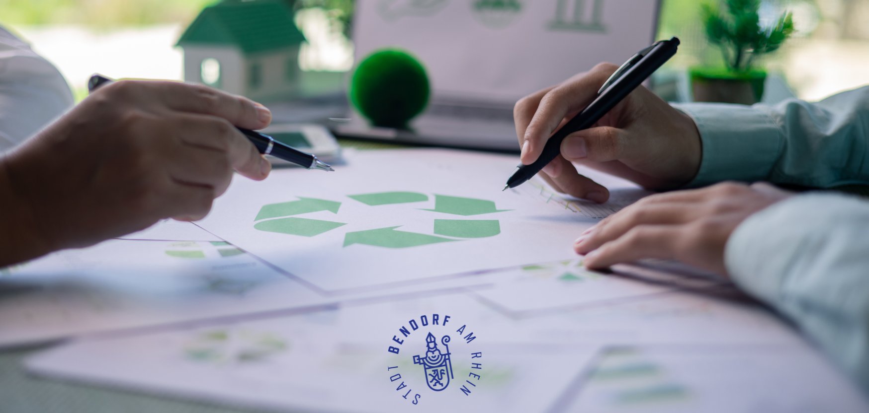 Schwarz Weiß Niedlich Süß Panda Glückwunsch Karte Querformat - 1