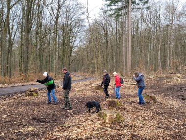 Pflanzaktion im Bürgerwald