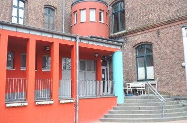 Eingang Haus des Kindes