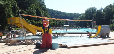 Planschbecken im Freibad Sayn