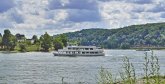 Schiff auf dem Rhein